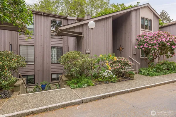 $549,000 | 1542 Northeast 140th Street, Unit E6, Seattle, WA 98125