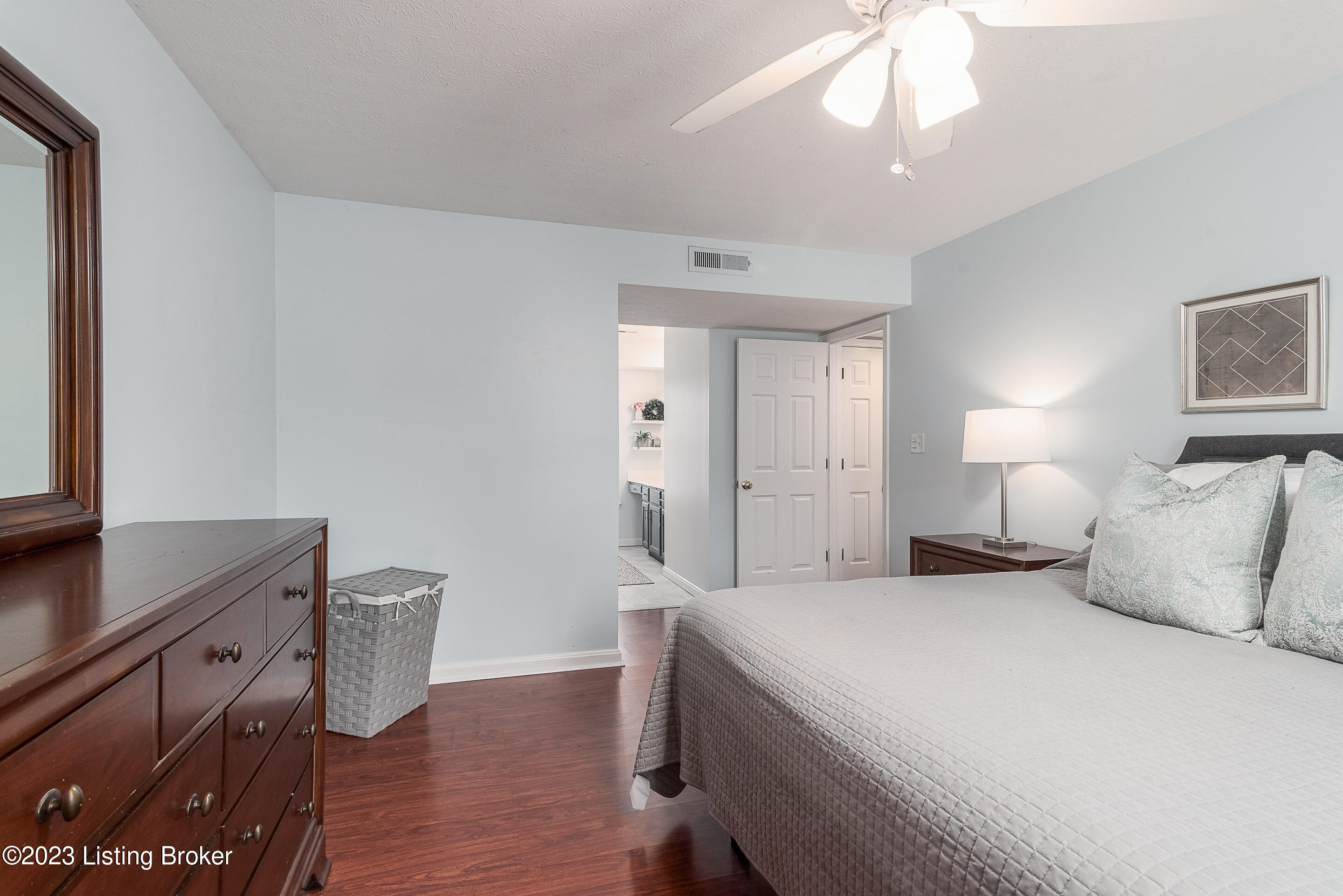 10411 Vantage Road Louisville, KY 40299 - Photo 20 of 39 NT10L-20
