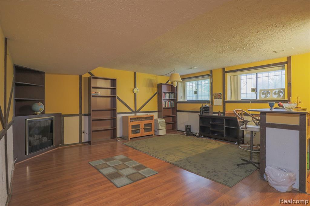 29116 Evergreen Road Southfield, MI 48076 - Photo 20 of 35 Gallery Image 20