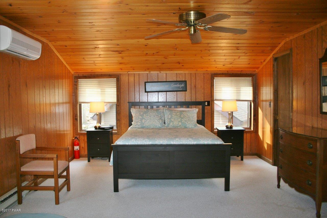 33 Rock Road Lakeville, PA 18438 - Photo 16 of 35