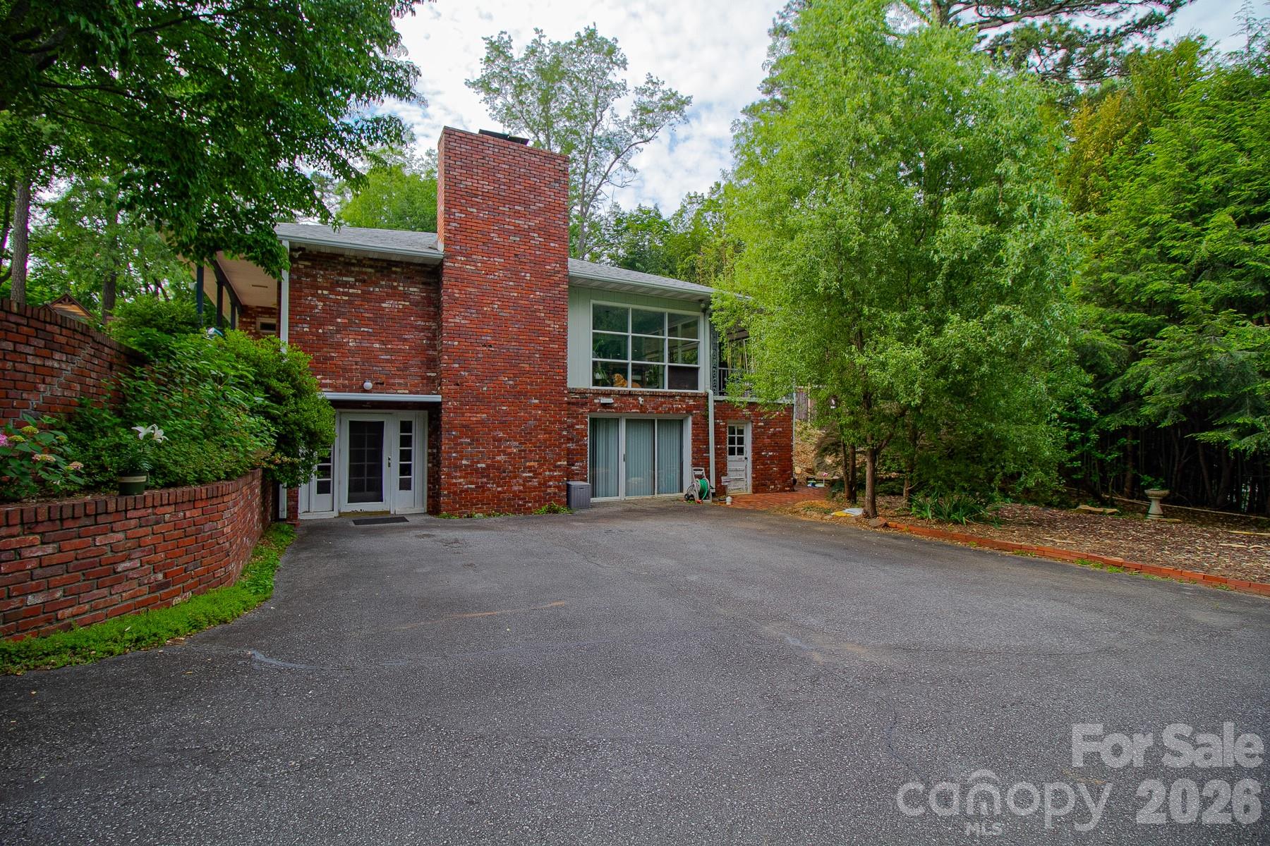 36 Clarendon Road Asheville, NC 28806 - Photo 6 of 48