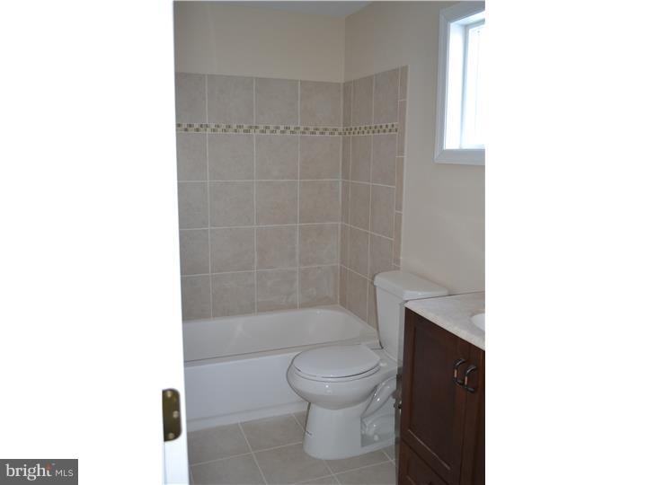 620 Surrey Road Sewell, NJ 08080 - Photo 15 of 24 Bathroom