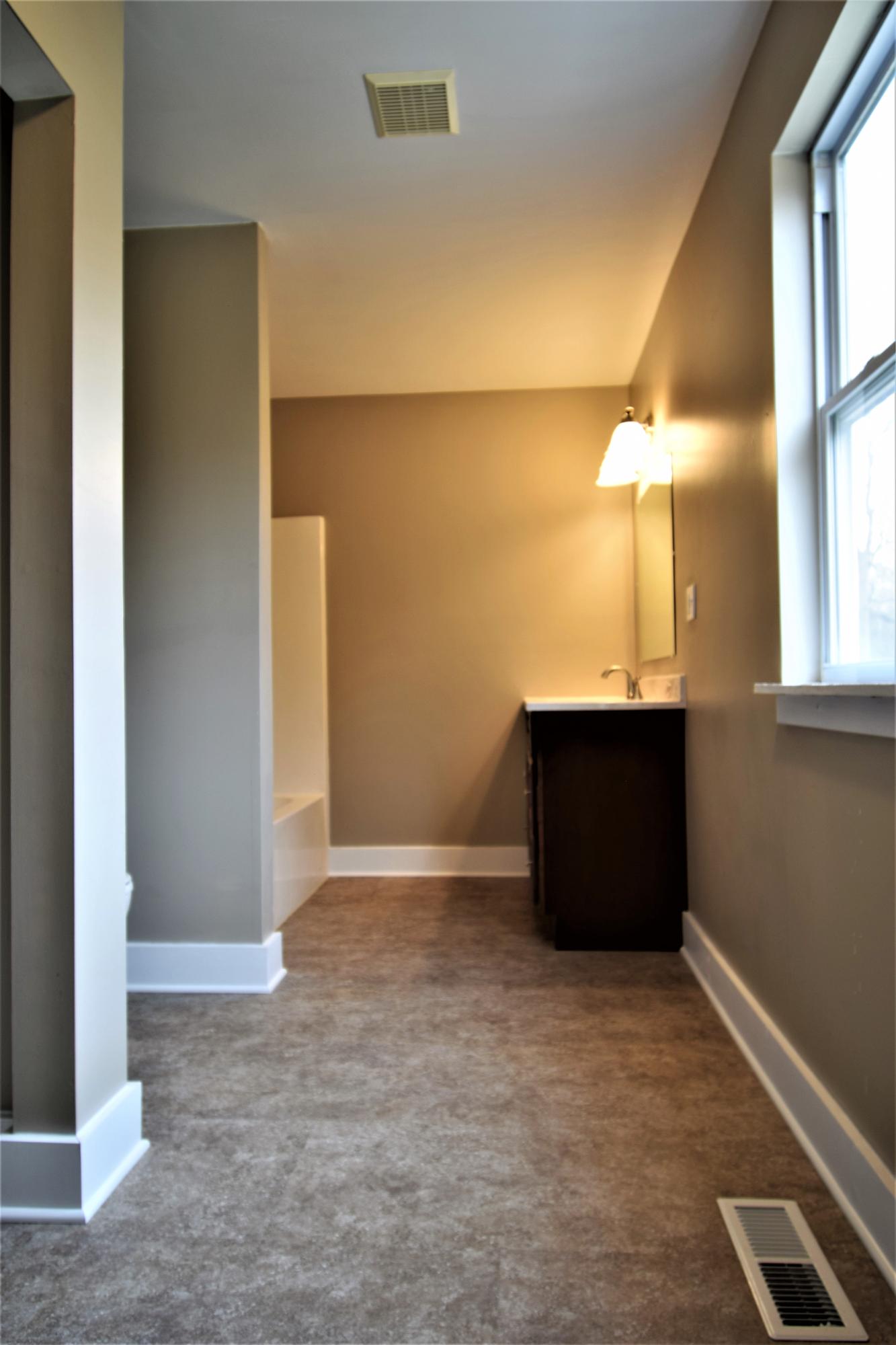 2610 Springfield Xenia Road Springfield, OH 45506 - Photo 19 of 34