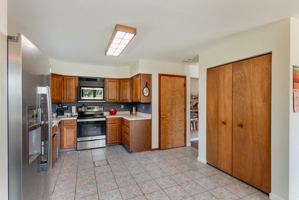 5500 Bennett Road Jackson, MI 49201 - Photo 3 of 38 Photo 3