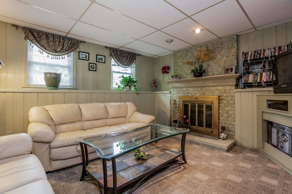 34 Barbara Road Taunton, MA 02780 - Photo 19 of 23 Gallery Image 19