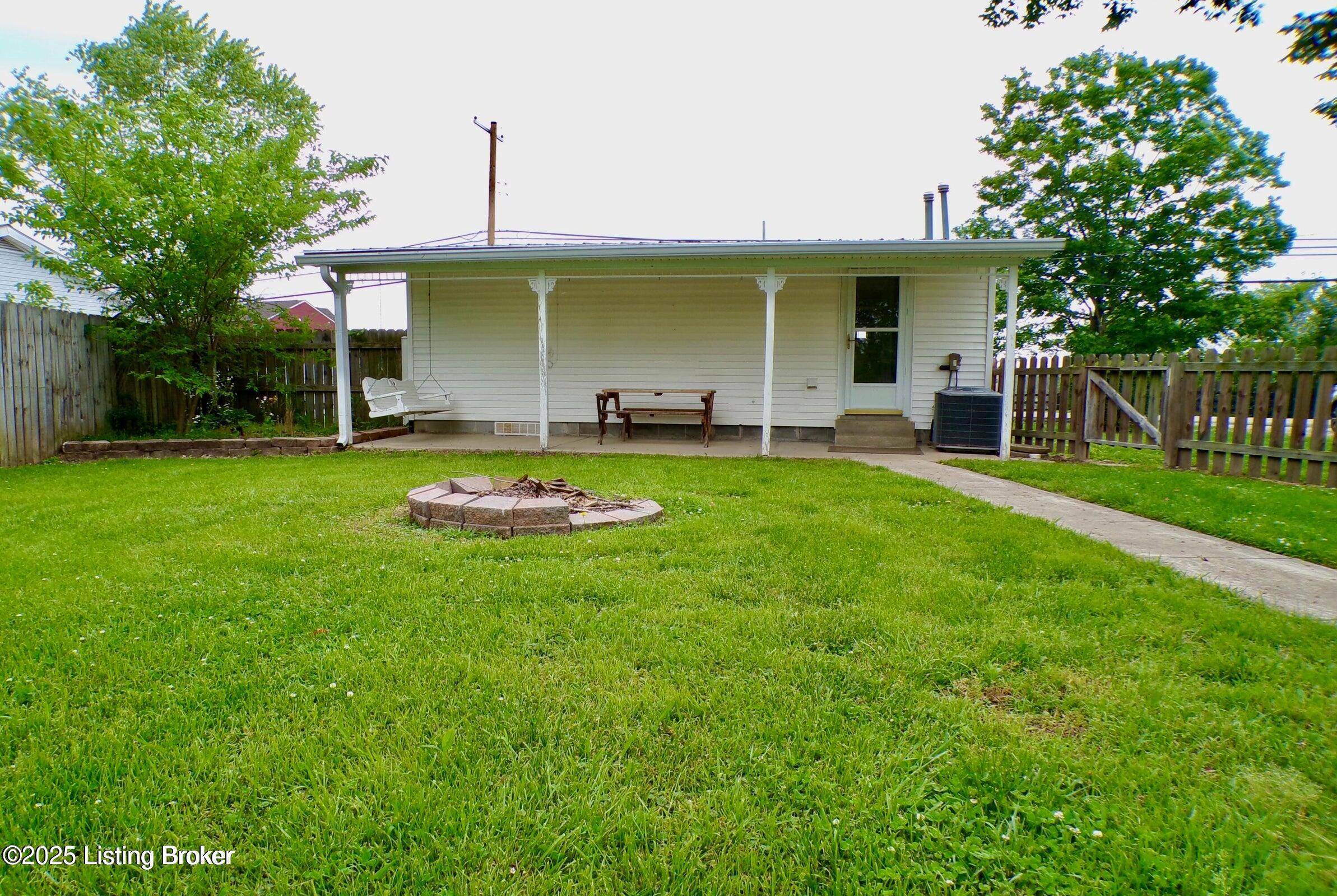 791 West Blue Lick Road Shepherdsville, KY 40165 - Photo 15 of 25 15