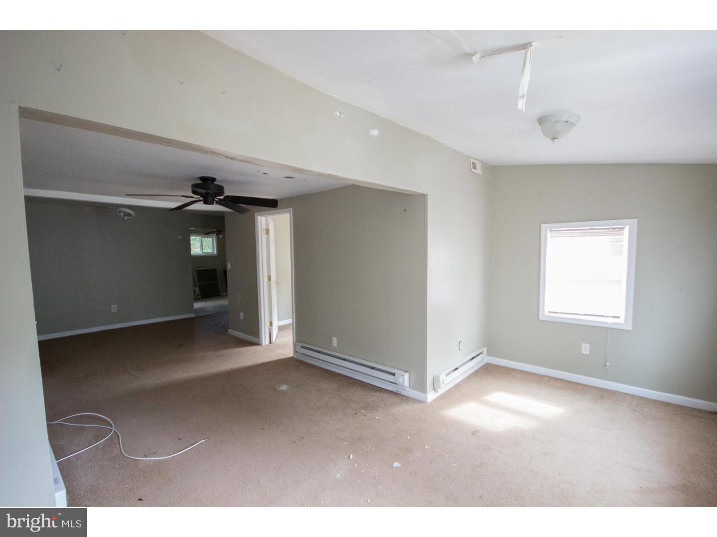 127 Cove Road Deptford, NJ 08051 - Photo 2 of 9 Gallery Image 2