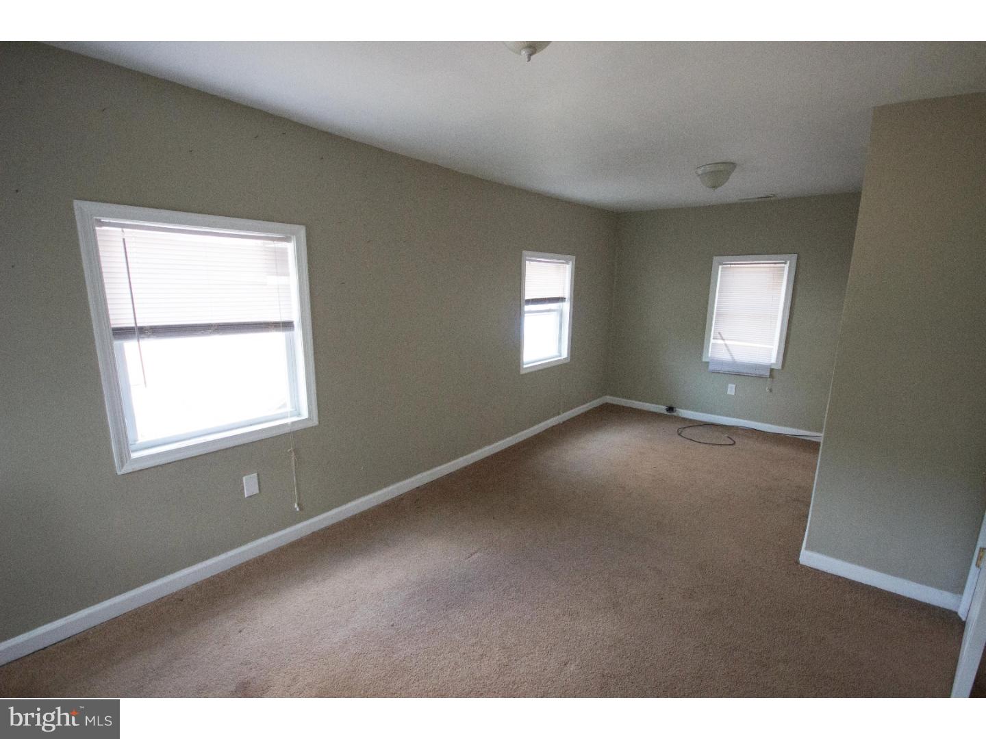 127 Cove Road Deptford, NJ 08051 - Photo 5 of 9 Gallery Image 5