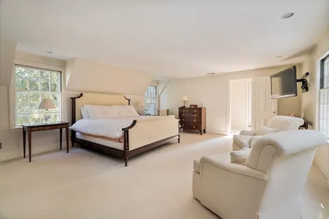 $5,100,000 | 200 Cliff Road, Wellesley, MA 02481