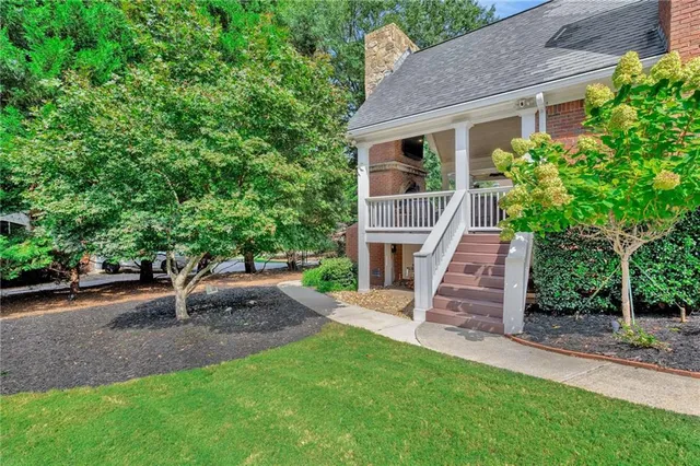 $1,275,000 | 440 Guildhall Grove, Alpharetta, GA 30022