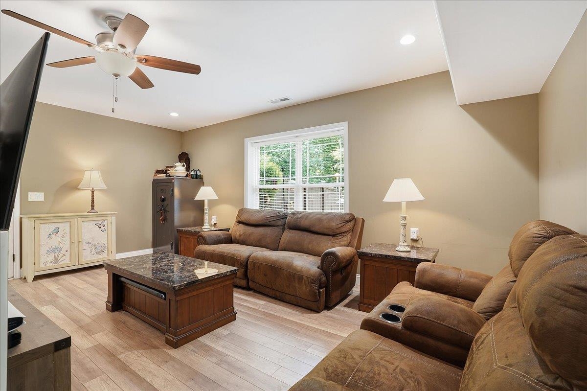 429 Hunting Crest Court Boiling Springs, SC 29316 - Photo 25 of 39