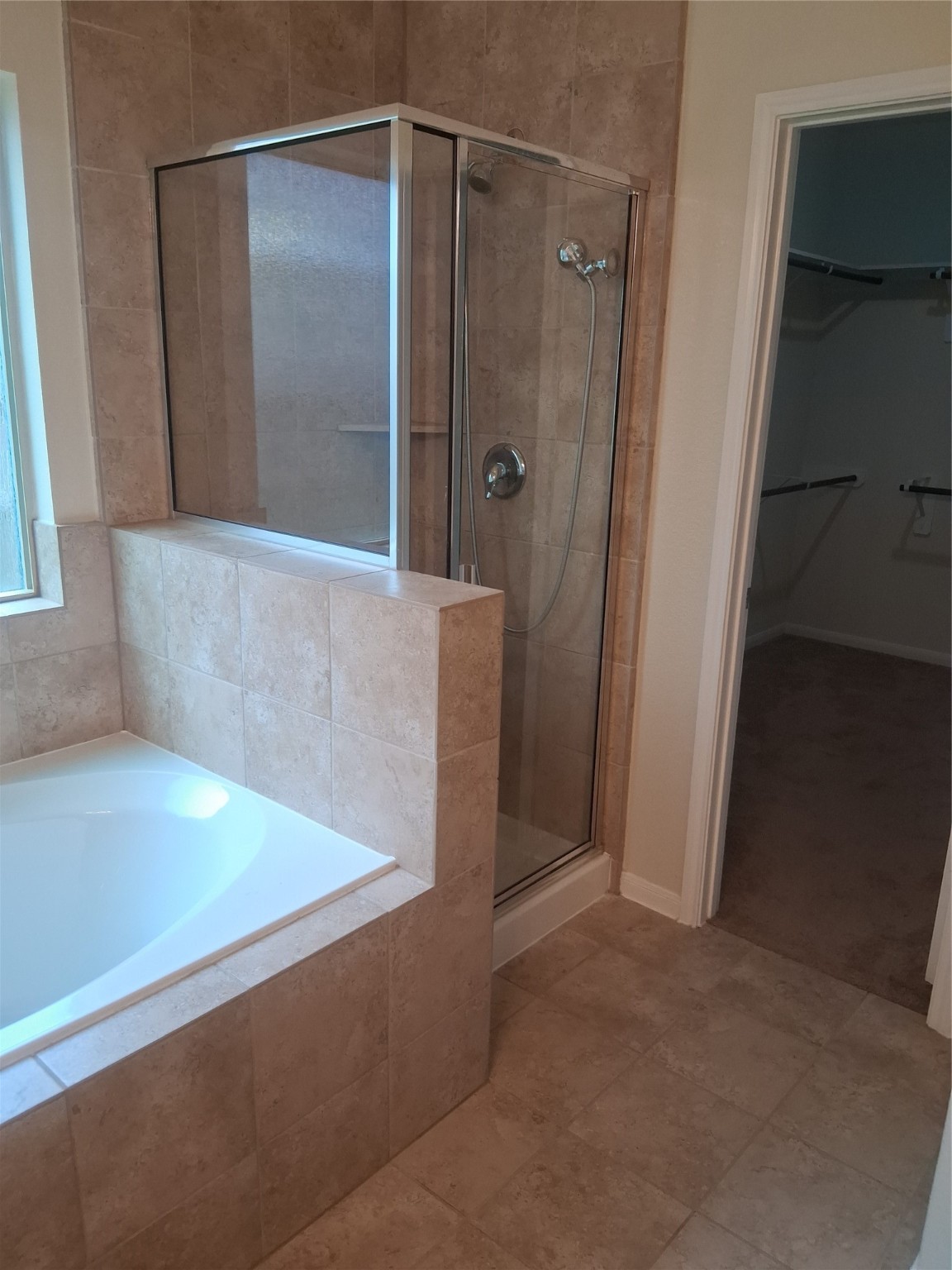 13610 Spectacled Bear Lane Crosby, TX 77532 - Photo 15 of 32 a view of an empty room