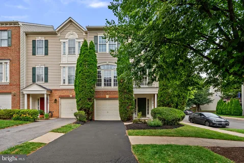 $575,000 | 14041 Rockingham Road, Germantown, MD 20874