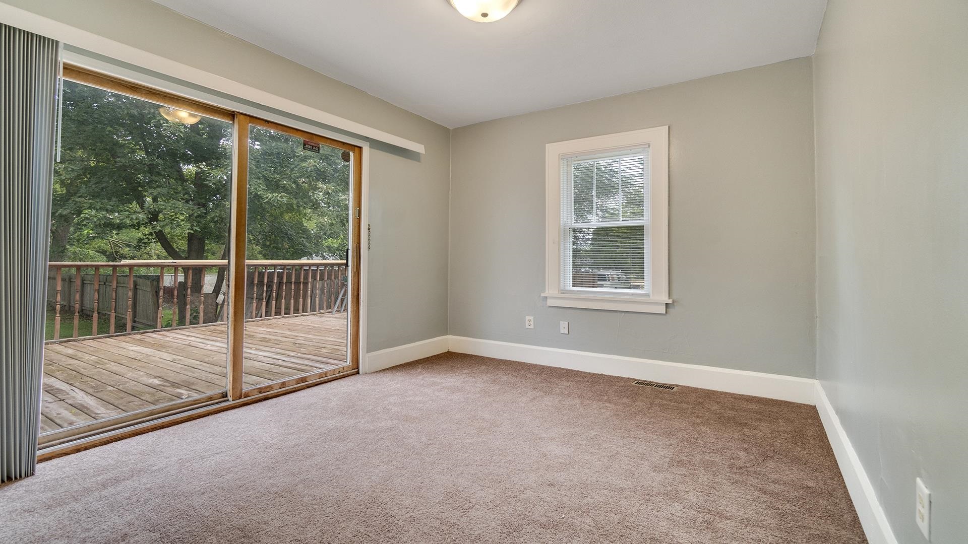 10374 Main Street Roscoe, IL 61073 - Photo 22 of 29 Gallery Image 22
