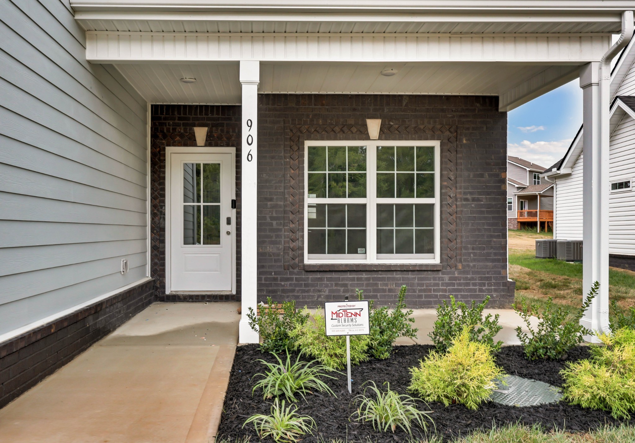 906 Inverness Lane Clarksville, TN 37043 - Photo 5 of 36