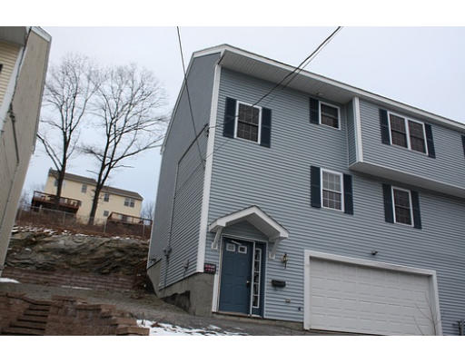 49 Malvern Road Worcester, MA 01610 - Photo 2 of 10 Gallery Image 2