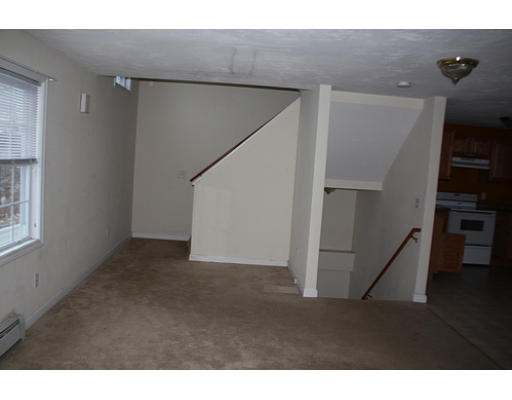 49 Malvern Road Worcester, MA 01610 - Photo 6 of 10 Gallery Image 6