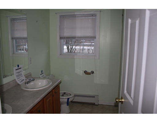 49 Malvern Road Worcester, MA 01610 - Photo 10 of 10 Gallery Image 10