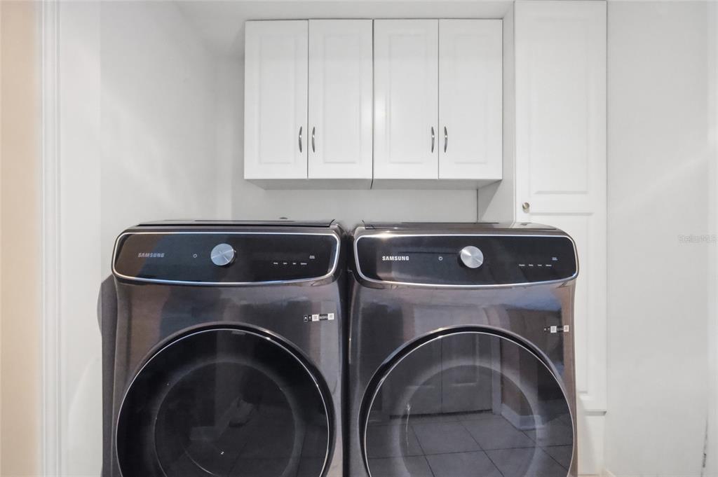 4517 Southeast 28th Street Ocala, FL 34480 - Photo 31 of 43 a utility room with dryer and washer