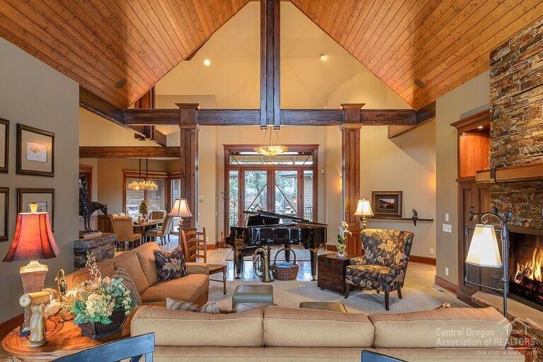 18296 Plainview Road Bend, OR 97703 - Photo 4 of 25 Gallery Image 4