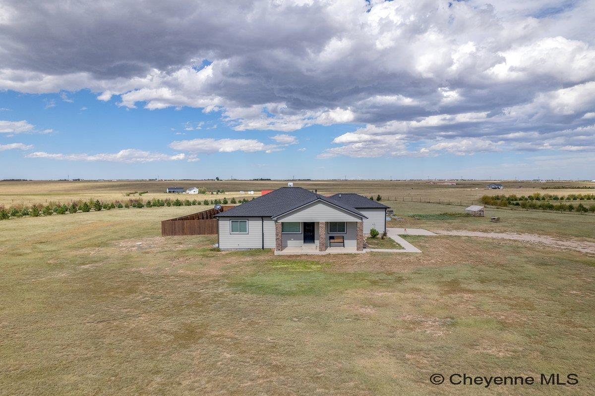 3762 Riata Loop Cheyenne, WY 82007 - Photo 3 of 31 Gallery Image 3