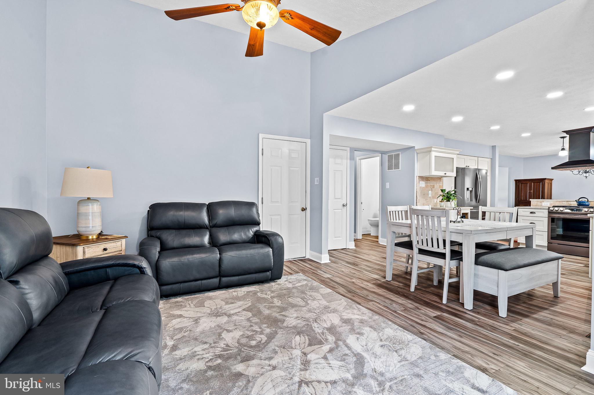 99 Shortcross Road Linthicum Heights, MD 21090 - Photo 13 of 31