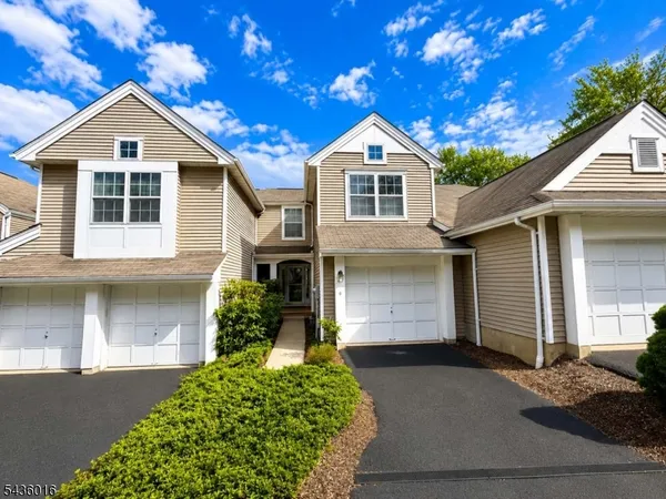 $639,000 | 4 Woodmont Drive, Randolph, NJ 07869