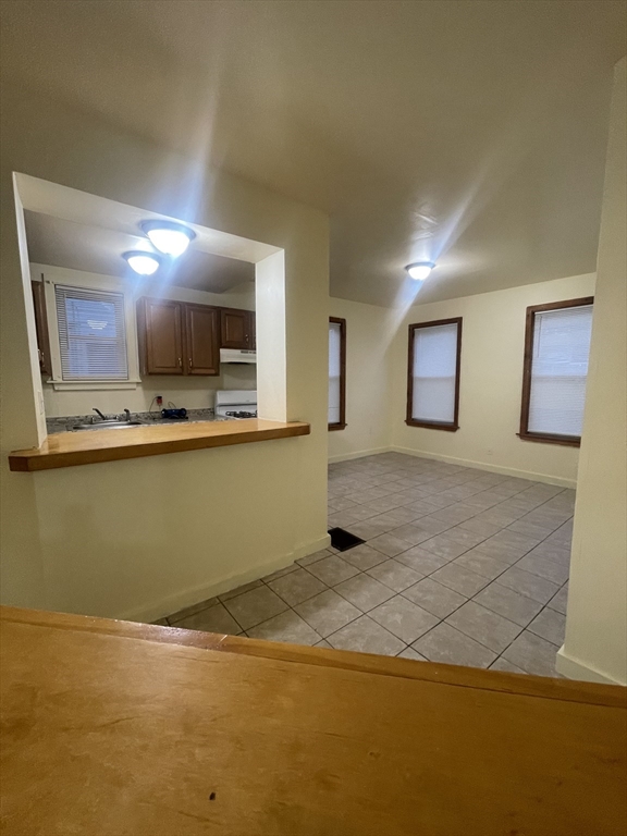 51 Timson Street, Unit 1 Lynn, MA 01902 - Photo 2 of 8