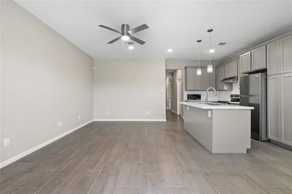 $1,715 | 142 Calloway Street, Unit A, Houston, TX 77029