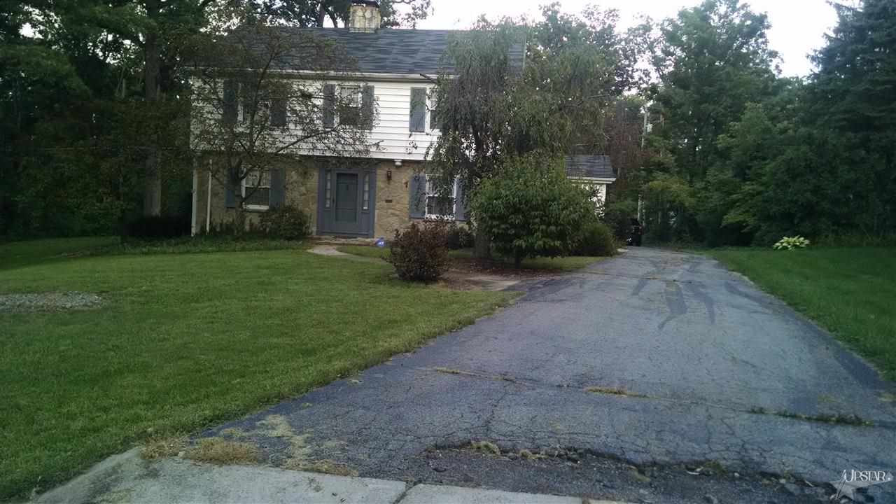 1505 Hickory Street Fort Wayne, IN 46802 - Photo 1 of 20 Gallery Image 1