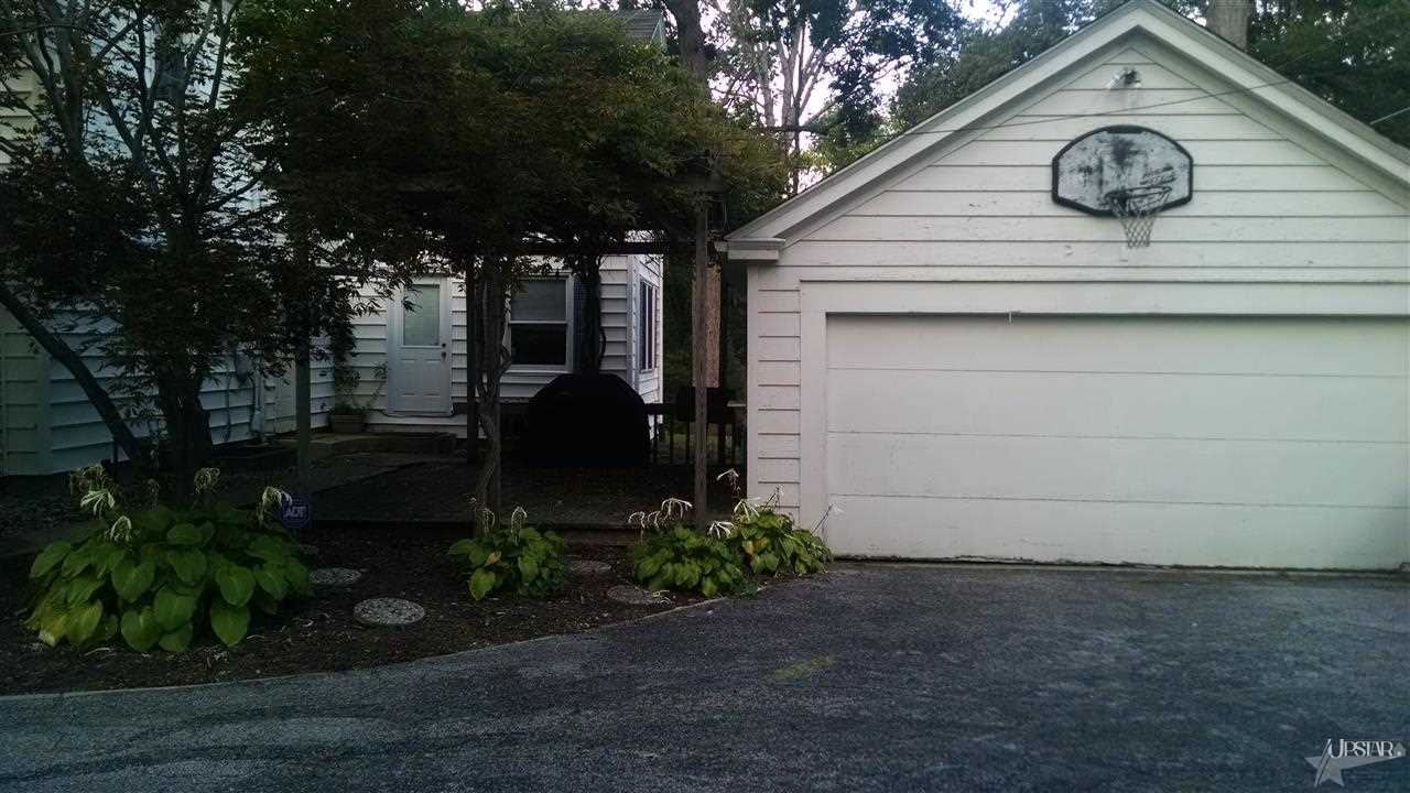 1505 Hickory Street Fort Wayne, IN 46802 - Photo 17 of 20 Gallery Image 17