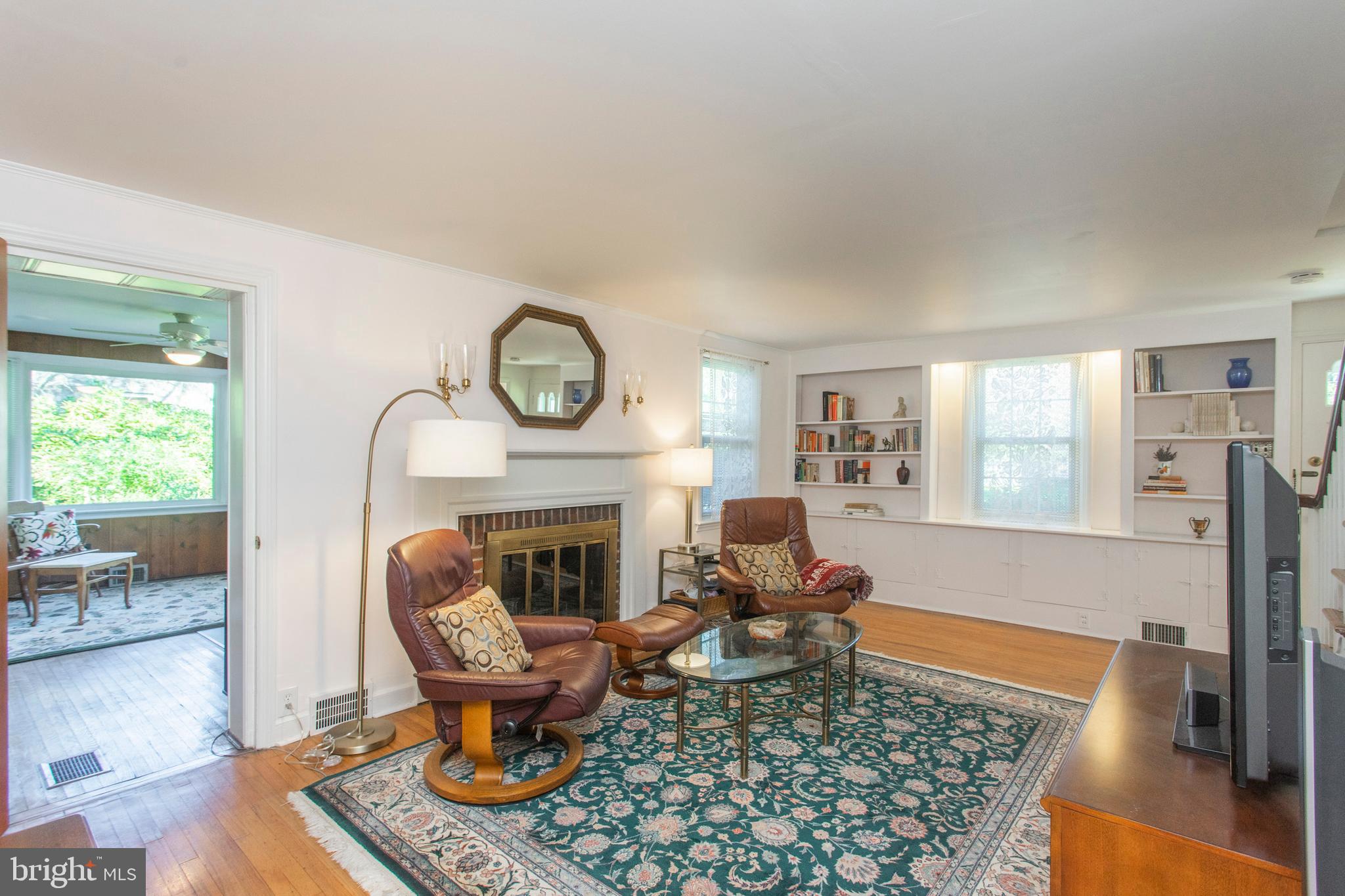 6 Arbor Lea Road Lansdowne, PA 19050 - Photo 4 of 51 Living room into family room/office