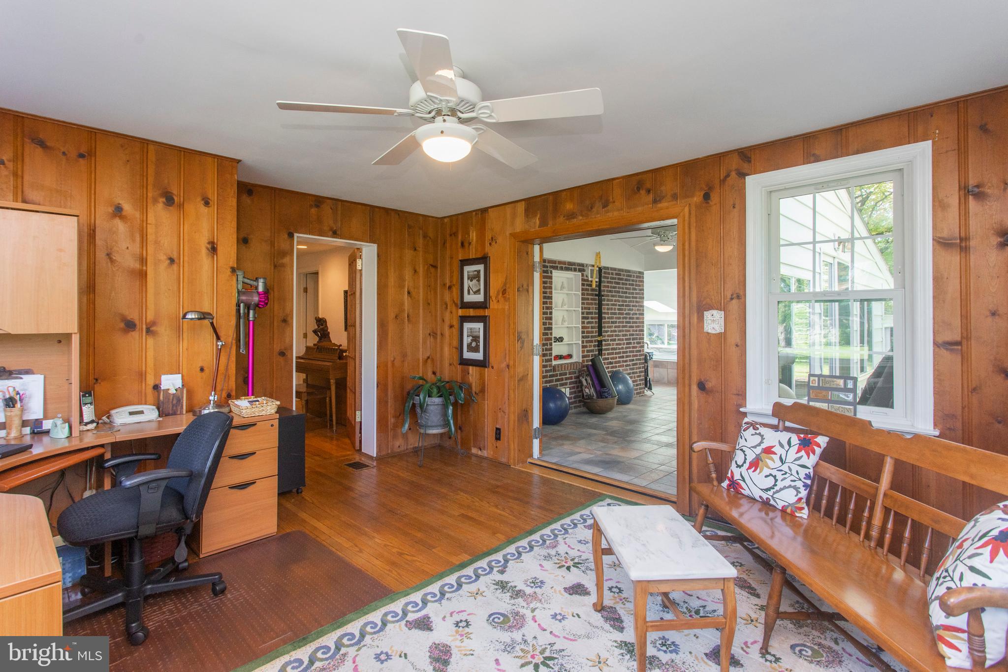 6 Arbor Lea Road Lansdowne, PA 19050 - Photo 6 of 51 Office w/ custom built desk (included)