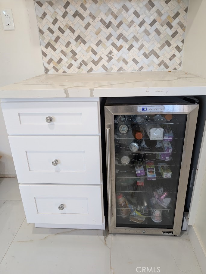 10452 Circulo De Juarez Fountain Valley, CA 92708 - Photo 12 of 34 a view of a fireplace