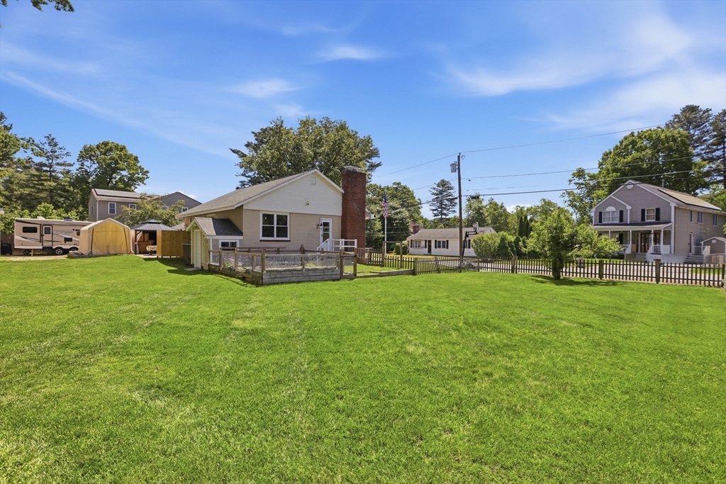 8 Maple Road Westford, MA 01886 - Photo 31 of 35