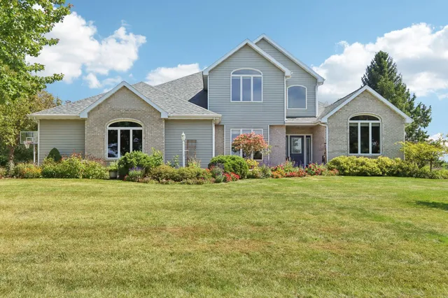 $575,000 | N4142 Eagle Drive, Brodhead, WI 53520