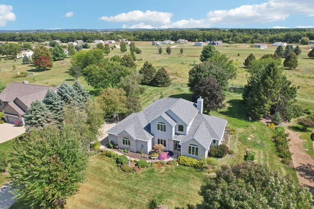 $575,000 | N4142 Eagle Drive, Brodhead, WI 53520