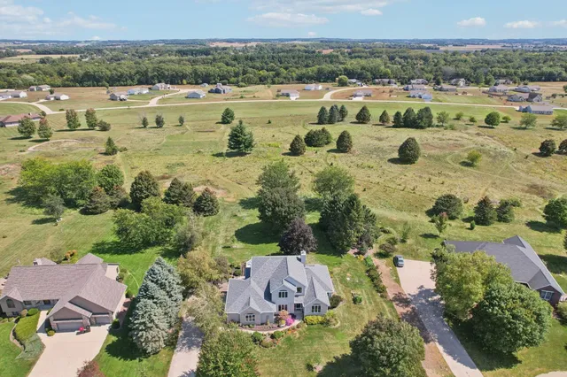 $575,000 | N4142 Eagle Drive, Brodhead, WI 53520