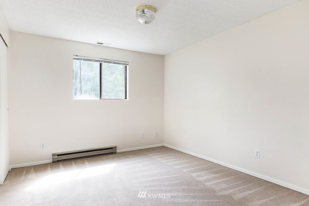1275 Silver Lake Road Oak Harbor, WA 98277 - Photo 16 of 25 Gallery Image 16