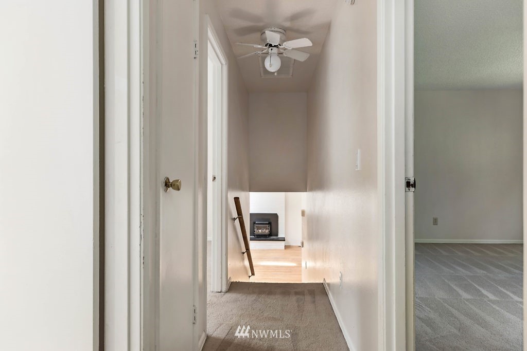 1275 Silver Lake Road Oak Harbor, WA 98277 - Photo 17 of 25 Gallery Image 17