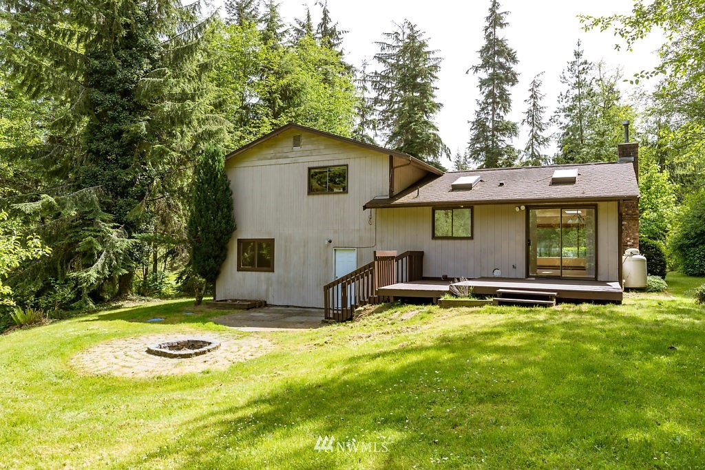 1275 Silver Lake Road Oak Harbor, WA 98277 - Photo 20 of 25 Gallery Image 20