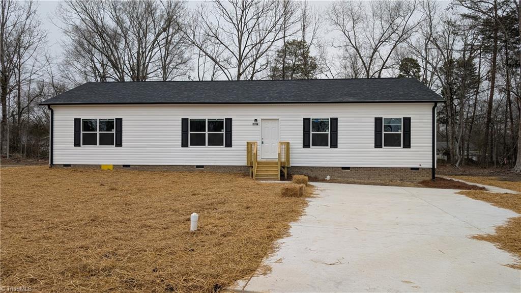 2196 Meadow Ridge Road Burlington, NC 27217 - Photo 1 of 34 Gallery Image 1