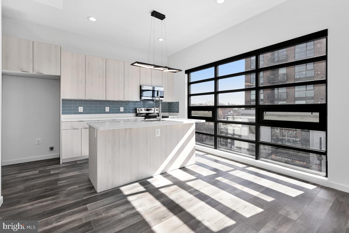 506 H Street Northeast, Unit 401 Washington, DC 20002 - Photo 3 of 19