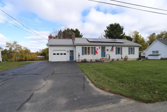 $275,000 | 127 Sloan Street, Newport, VT 05855