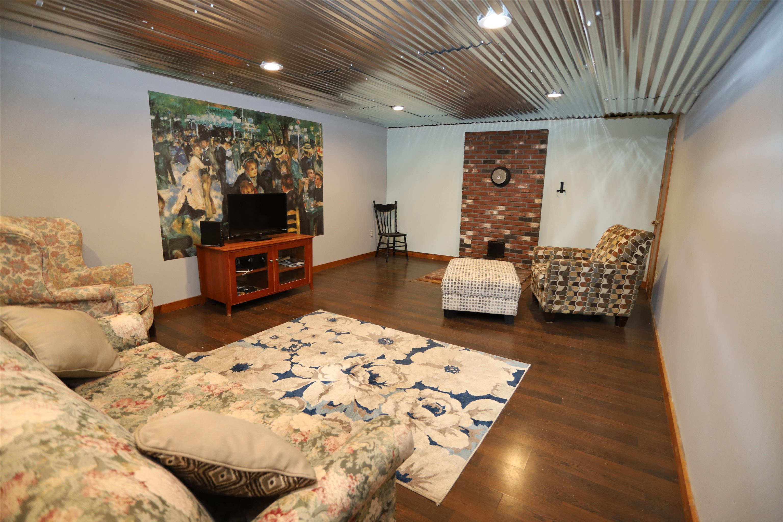 127 Sloan Street Newport, VT 05855 - Photo 27 of 43