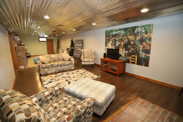 $275,000 | 127 Sloan Street, Newport, VT 05855