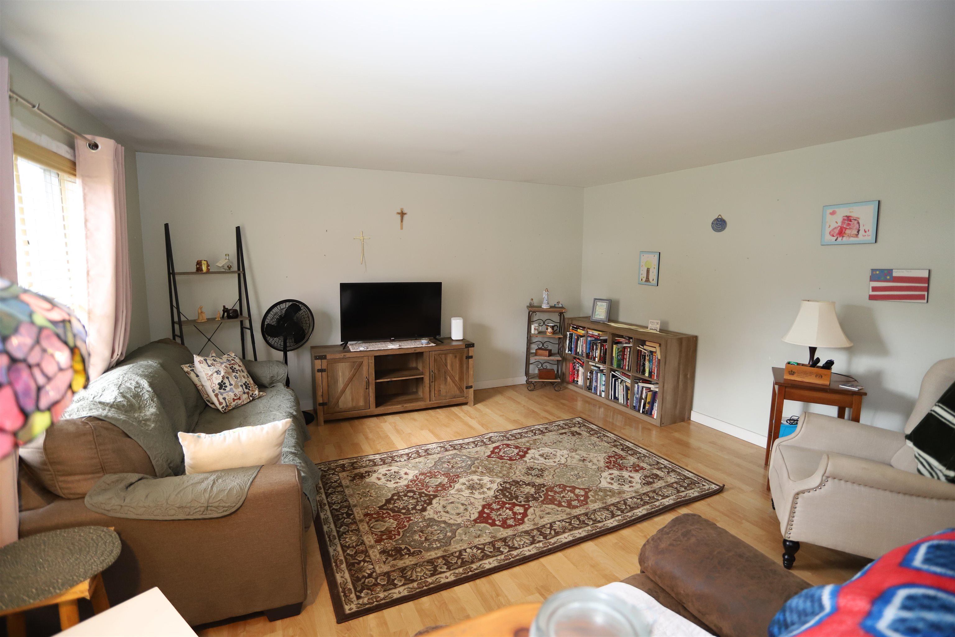 127 Sloan Street Newport, VT 05855 - Photo 6 of 41