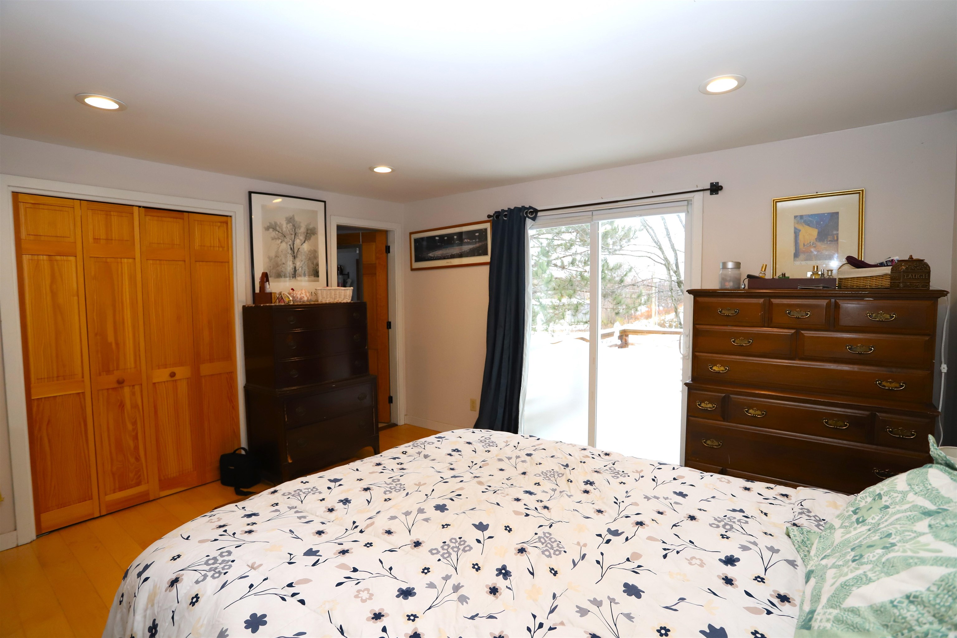 127 Sloan Street Newport, VT 05855 - Photo 10 of 41