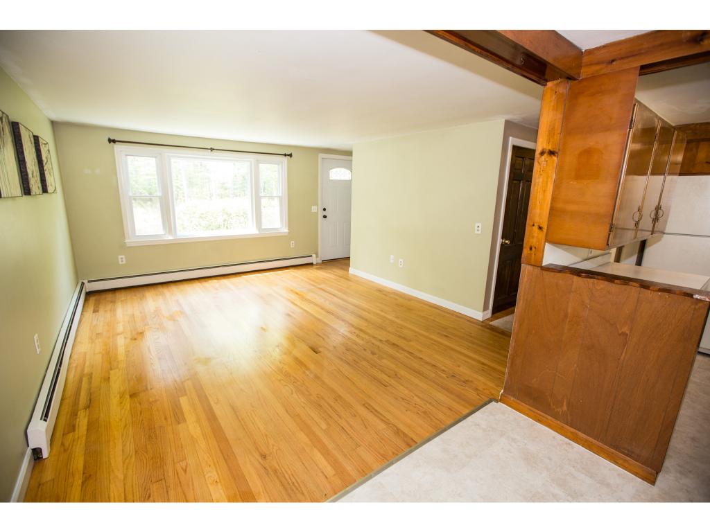 163 Baboosic Lake Road Merrimack, NH 03054 - Photo 5 of 20