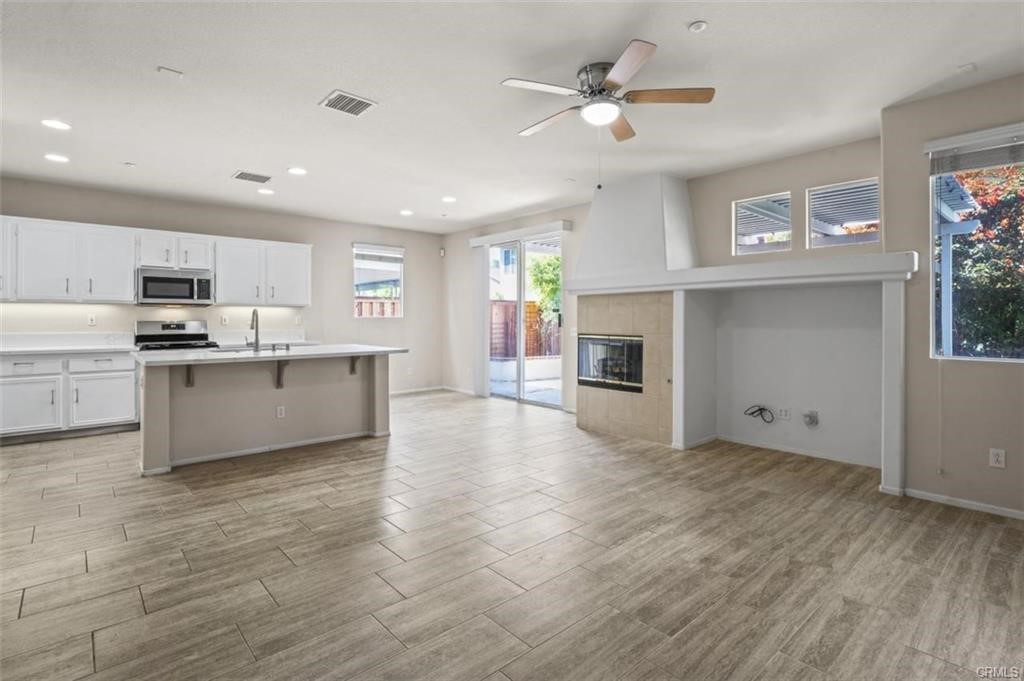 4680 Trailmore Court Riverside, CA 92505 - Photo 5 of 29